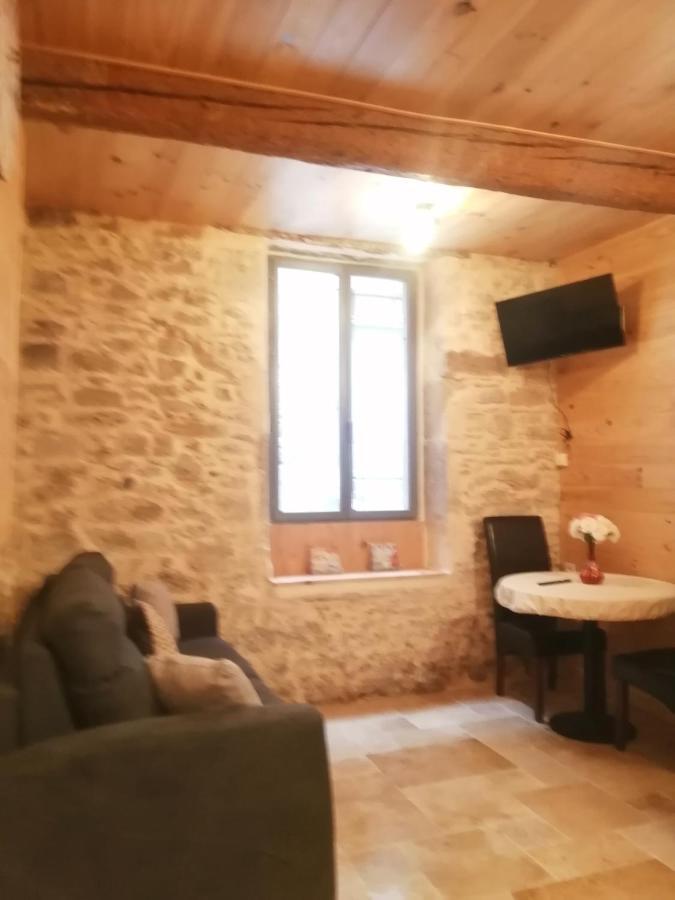 Studio Au Centre Ville De Carcassonne Ngoại thất bức ảnh